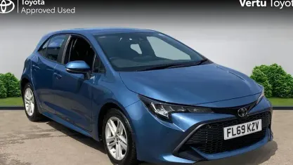 Used Toyota Corolla 116 HP (85 kW) 2019 Blue Hatchback