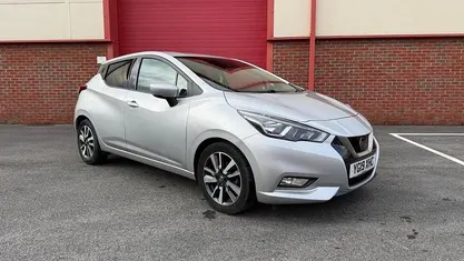Used Nissan Micra N-Connecta 90 HP (66 kW) 2019 Silver Hatchback
