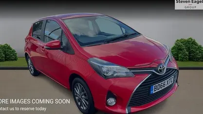 Used Toyota Yaris 99 HP (72 kW) 2016 Hatchback