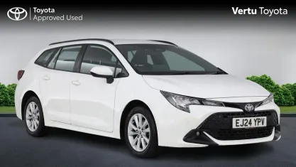 Used Toyota Corolla 140 HP (102 kW) 2024 Pure white (solid paint) Estate