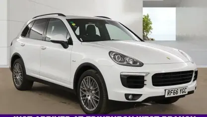 Used Porsche Cayenne 262 HP (192 kW) 2016 White SUV