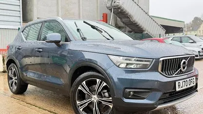 Used Volvo XC40 Inscription 197 HP (144 kW) 2021 Blue SUV