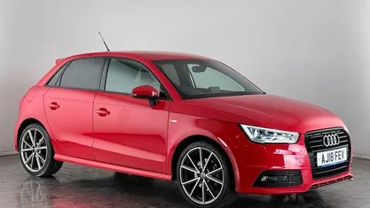 Used Audi A1 Sportback Black Edition 125 HP (91 kW) 2018 Red Hatchback