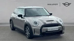 Used 2022 Mini Cooper S Classic Hatchback | £22,995 (Fair price)