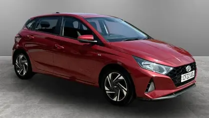 Used Hyundai i20 SE 101 HP (74 kW) 2022 Red Hatchback