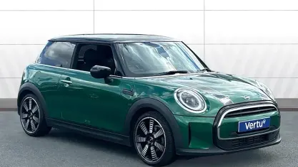 Used Mini Cooper Exclusive 136 HP (100 kW) 2021 Green Hatchback