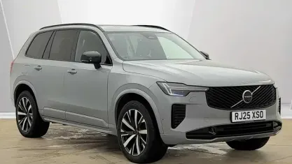 Used Volvo XC90 Plus 250 HP (183 kW) 2025 Grey SUV