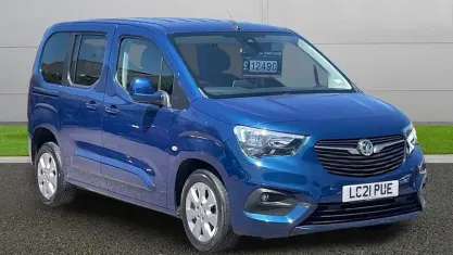Used Vauxhall Combo 102 HP (75 kW) 2021 Blue MPV