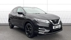 Black Used 2017 Nissan Qashqai Tekna SUV | £11,469 (Fair price)