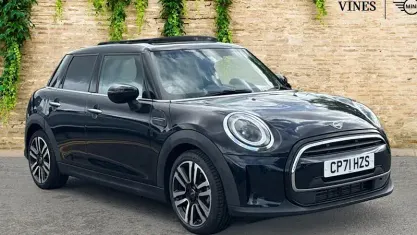 Used Mini Cooper Exclusive 136 HP (100 kW) 2021 Black Hatchback