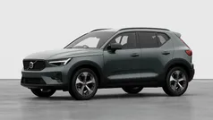 Crystal white New 2025 Volvo XC40 Plus SUV | £40,090 (Fair price)