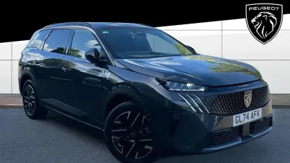 Używany Peugeot 5008 GTi 136 KM (100 kW) 2025 SUV