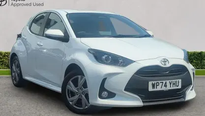Used Toyota Yaris 116 HP (85 kW) 2025 White Hatchback