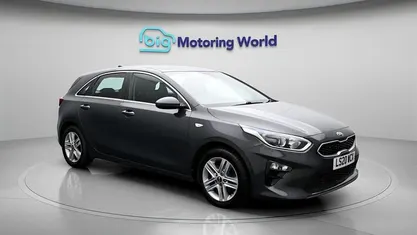 Used Kia Ceed 120 HP (88 kW) 2020 Grey Hatchback