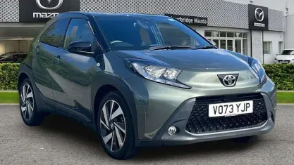Used Toyota Aygo X 72 HP (52 kW) 2023 Green SUV