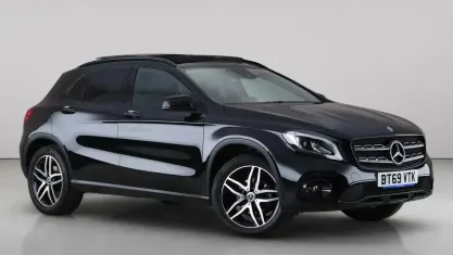 Used Mercedes GLA180 Urban 122 HP (89 kW) 2019 Black SUV