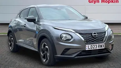 Gebraucht Nissan Juke N-Connecta 143 PS (105 kW) 2023 Grau SUV