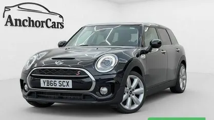 Usado Mini Cooper Clubman 190 HP (139 kW) 2017 Preto Carrinha