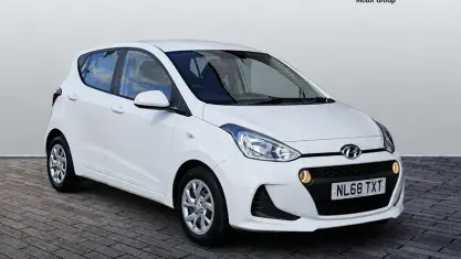 Used Hyundai i10 SE 67 HP (49 kW) 2020 White Hatchback
