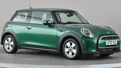 Used Mini Cooper Classic 136 HP (100 kW) 2022 Green Hatchback