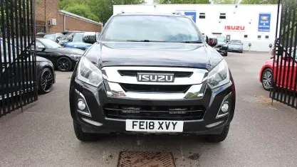 Używany Isuzu D-Max 165 KM (121 kW) 2020 Kabriolet