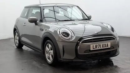 Used 2021 Mini Cooper Classic Hatchback | £12,550 (Good price)