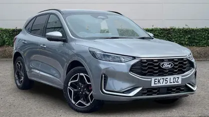 Nowe Ford Kuga ST-Line X 242 KM (177 kW) 2025 Srebrny SUV