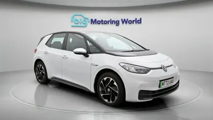 Used VW ID.3 Pure 110 kW (150 HP) 2021 White Hatchback