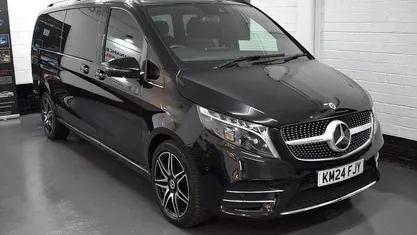 Used Mercedes V300 AMG line 237 HP (174 kW) 2023 MPV