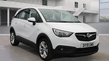 White Used 2019 Vauxhall Crossland X S SUV | £7,299 (Fair price)