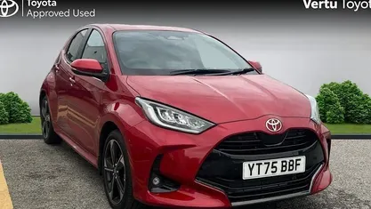 Used 2025 Toyota Yaris Hybrid Hatchback | £25,490 (Fair price)