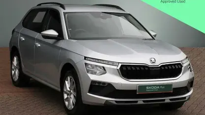 Używany Skoda Kamiq SE 95 KM (69 kW) 2025 Srebrny SUV