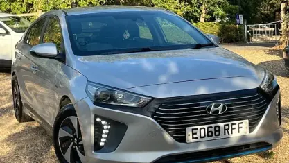 Used Hyundai Ioniq SE 141 HP (103 kW) 2018 Silver Hatchback
