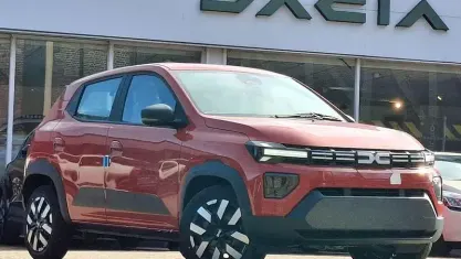 New Dacia Spring Expression 52 kW (71 HP) 2026 Hatchback