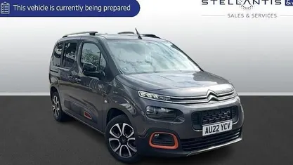 Used Citroën Berlingo XTR 131 HP (96 kW) 2021 MPV