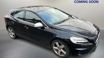 Used 2019 Volvo V40 R-Design Hatchback | £9,250 (Good price)