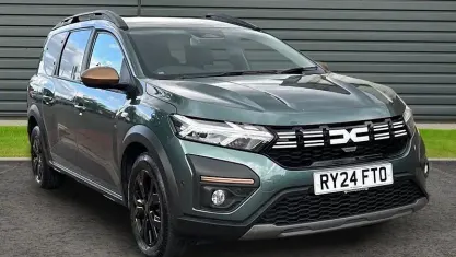 Używany Dacia Jogger Extreme 141 KM (103 kW) 2025 Minivan