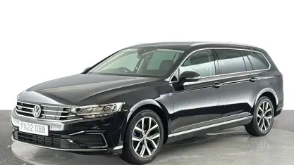 Used VW Passat GTE 218 HP (160 kW) 2022 Black Estate