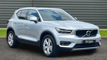 Used Volvo XC40 Momentum 150 HP (110 kW) 2018 Silver SUV