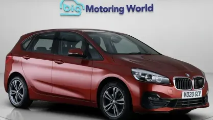 Begagnad BMW 220 Sport Line 192 HK (141 kW) 2020 Orange Kombi