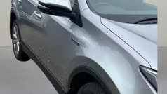 Used 2016 Toyota RAV4 Hybrid SUV | £18,800 (Fair price)