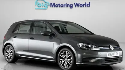 Used VW Golf VII SE 131 HP (96 kW) 2018 Grey Hatchback
