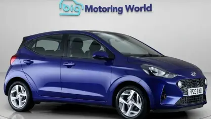 Used Hyundai i10 SE 67 HP (49 kW) 2023 Blue Hatchback