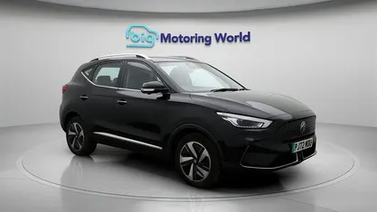 Black Used 2022 MG ZS Trophy Hatchback | £11,900 (Fair price)