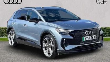 Blue Used 2022 Audi Q4 e-tron Advanced Plus SUV | £27,900 (Fair price)