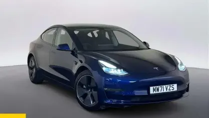 Begagnad Tesla Model 3 Long Range AWD 258 kW (351 HK) 2023 Sedan