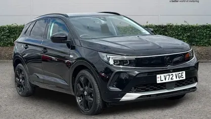Used Vauxhall Grandland X Ultimate 131 HP (96 kW) 2024 SUV