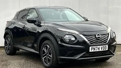 Black Used 2024 Nissan Juke N-Connecta SUV | £18,991 (Fair price)