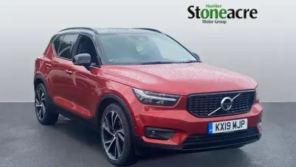 Used Volvo XC40 R-Design 190 HP (139 kW) 2019 Red SUV