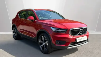Used Volvo XC40 Inscription 262 HP (192 kW) 2021 Red SUV